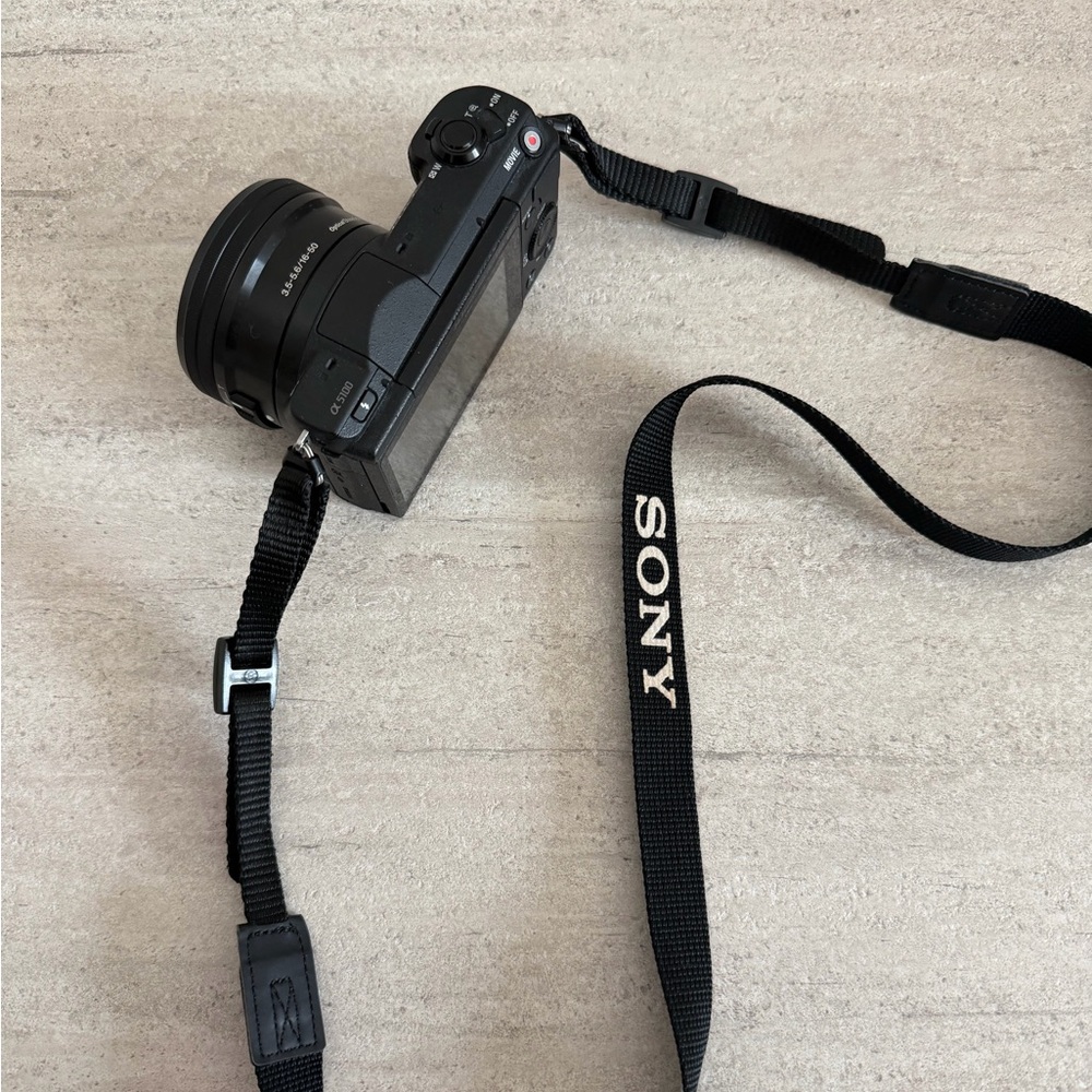 Sony Alpha a5100 camera - Picture 10 of 15